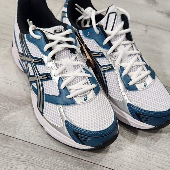 ASICS Gender Inclusive Gel-1130 Running Sneaker in White/Restful Teal. Mens 9.0 - Picture 1 of 12